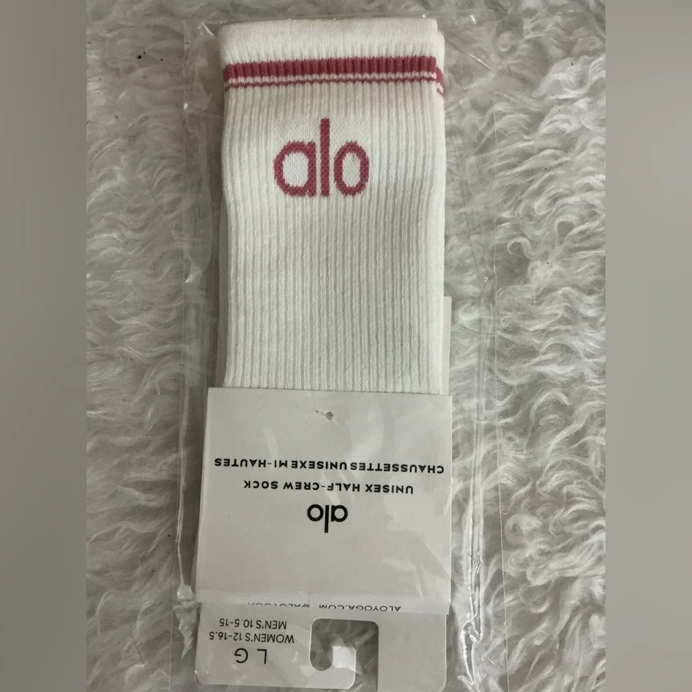 ALO Yoga nwt alo